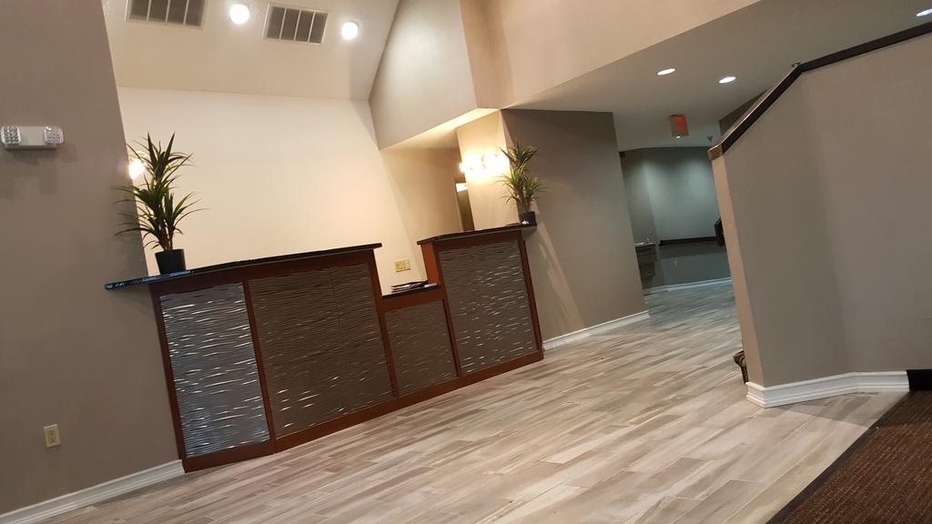 Americas Best Value Inn And Suites Lee'S Summit-Kansas City Экстерьер фото