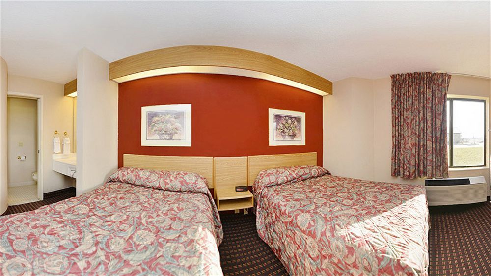 Americas Best Value Inn And Suites Lee'S Summit-Kansas City Экстерьер фото