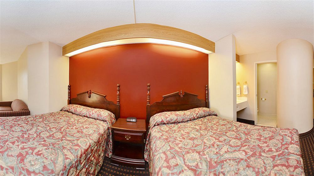 Americas Best Value Inn And Suites Lee'S Summit-Kansas City Экстерьер фото