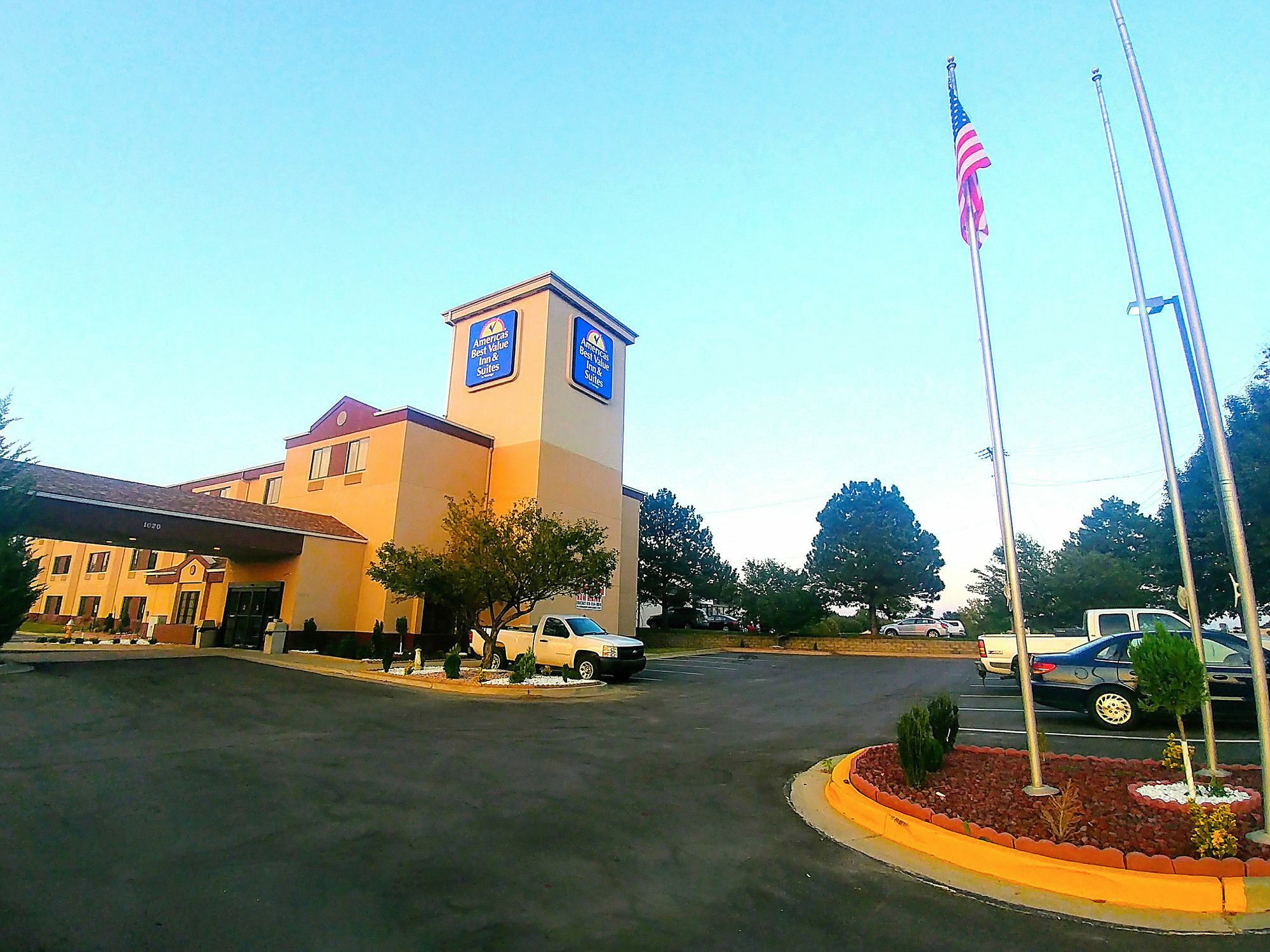 Americas Best Value Inn And Suites Lee'S Summit-Kansas City Экстерьер фото